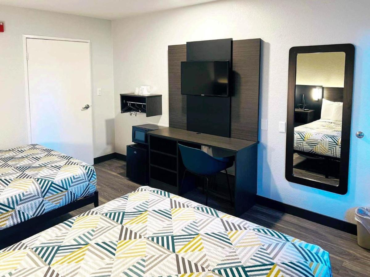 Motel 6-Marina, Ca - Monterey Eksteriør bilde