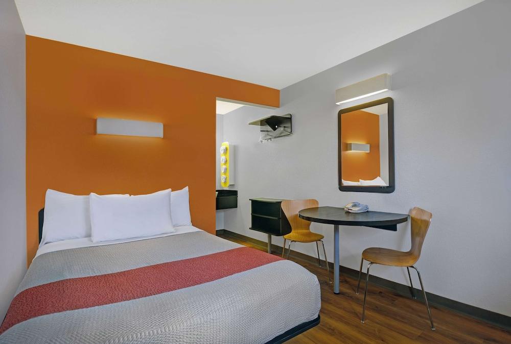 Motel 6-Marina, Ca - Monterey Eksteriør bilde