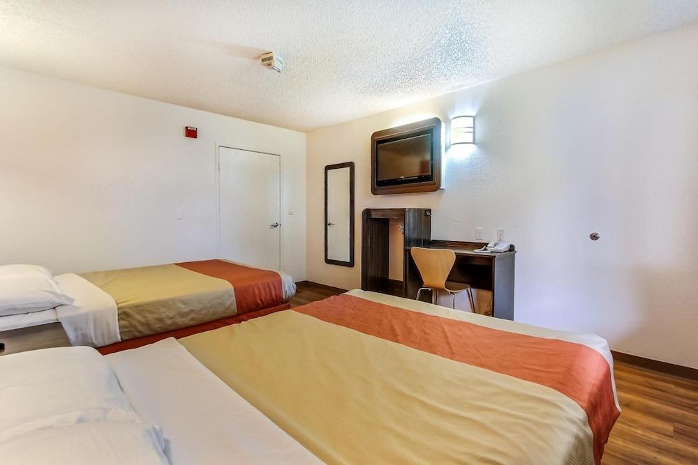 Motel 6-Marina, Ca - Monterey Eksteriør bilde