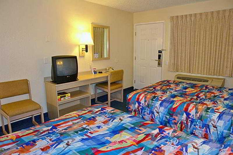 Motel 6-Marina, Ca - Monterey Eksteriør bilde
